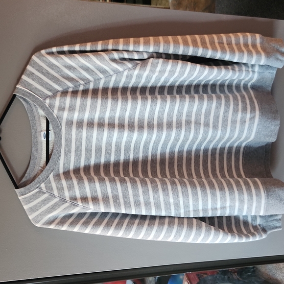 Old Navy Sweaters - Old Navy Super Soft Crewneck Sweater